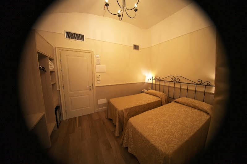 Hotel Flavia 3*